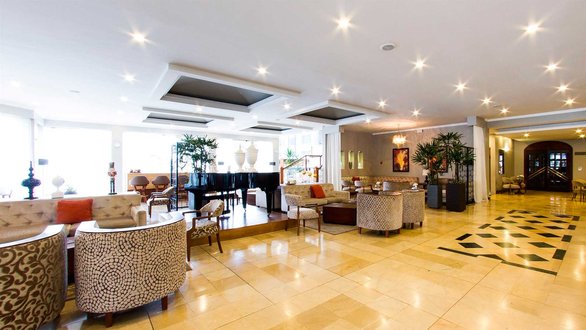 Oro Verde Cuenca Lobby